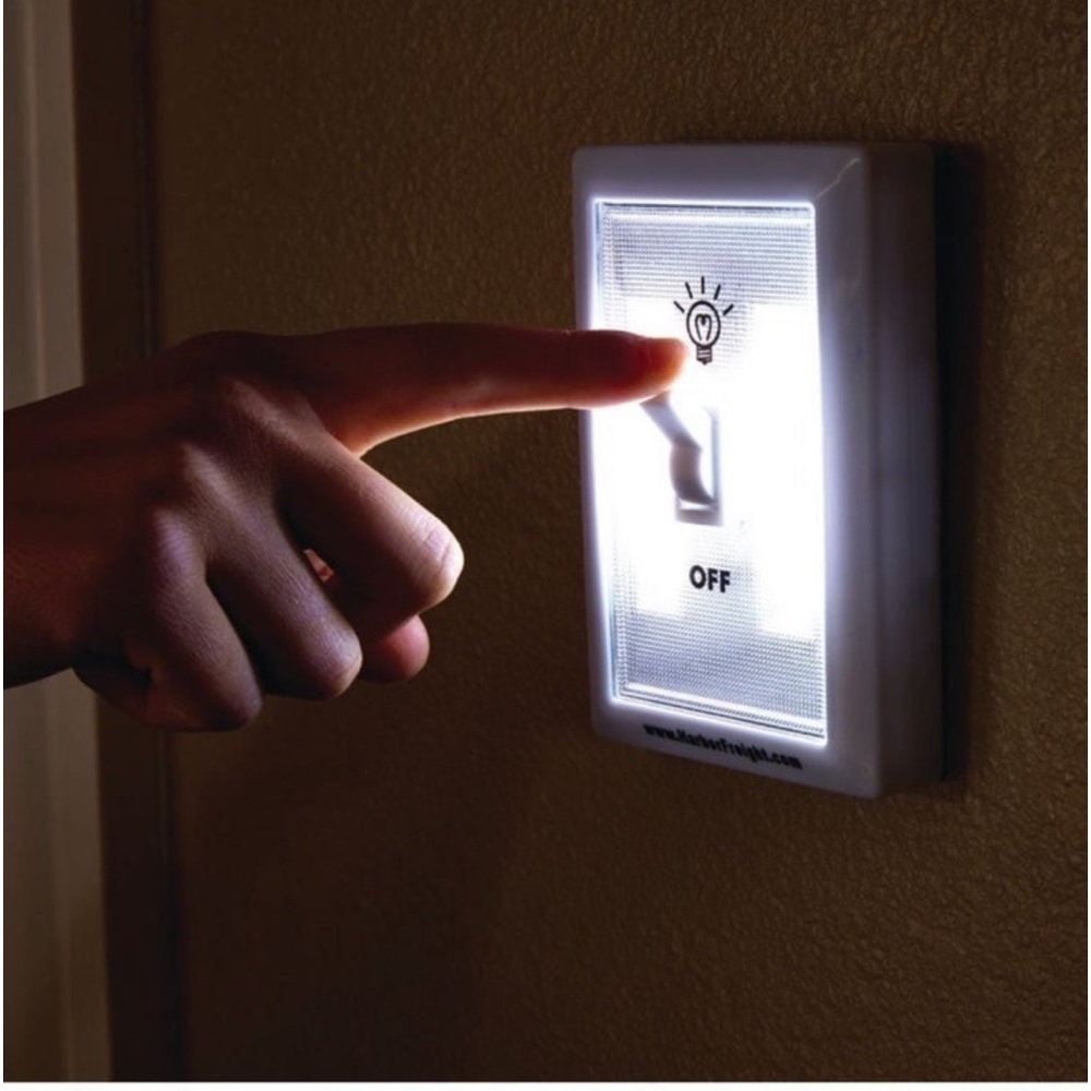 💡 LED LIGHT SWITCH 💡 - Picture 3 of 3